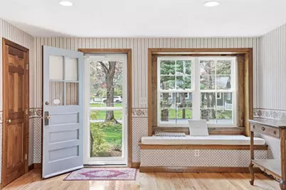 313 Plain St., Bridgewater, MA 02324 - Photo 4
