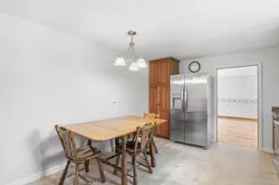 313 Plain St, Bridgewater, MA 02324 - Photo 14