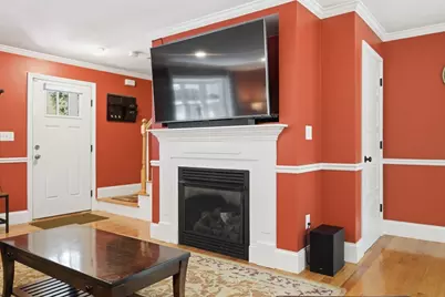11 Hersom St. #2, Watertown, MA 02472 - Photo 4