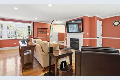 11 Hersom St. #2, Watertown, MA 02472 - Photo 6
