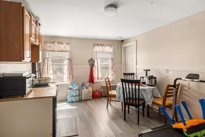 25 Almont Ave, Worcester, MA 01604 - Photo 6