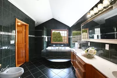219 Leonard St, Acushnet, MA 02740 - Photo 18