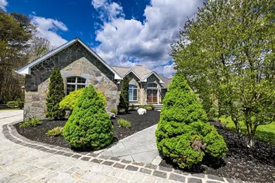 219 Leonard St, Acushnet, MA 02740 - Photo 2