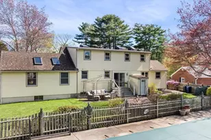 7 Patti Rd, Beverly, MA 01915 - Photo 2