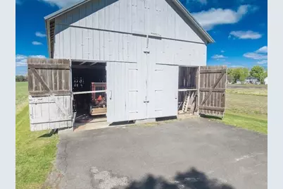 115 West St, Hadley, MA 01035 - Photo 10