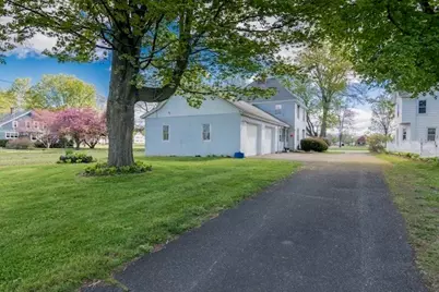 115 West St, Hadley, MA 01035 - Photo 12
