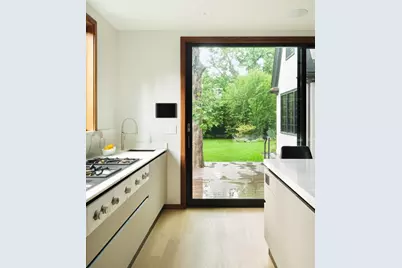 11 Brown Street, Cambridge, MA 02138 - Photo 12