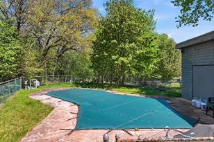 609 Willard St, Leominster, MA 01453 - Photo 32