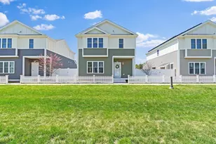 13 Cleary Cir, Norfolk, MA 02056 - Photo 2