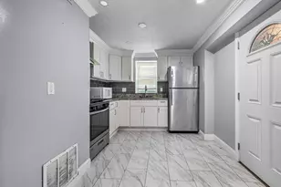 30 Mount Everett, Boston, MA 02125 - Photo 4