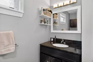 112 H St, Boston, MA 02127 - Photo 12