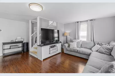 38 Liberty St, New Bedford, MA 02740 - Photo 4
