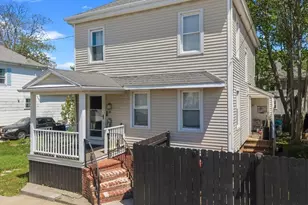 38 Liberty St, New Bedford, MA 02740 - Photo 2