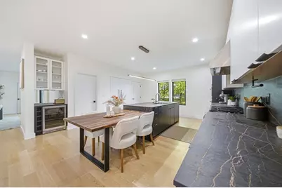 284 Webster St, Newton, MA 02466 - Photo 6