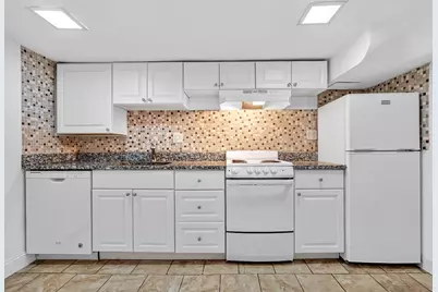 110 Appleton St, Boston, MA 02116 - Photo 34