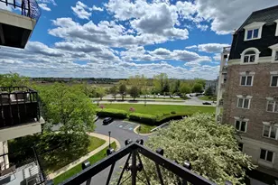 100 Marina Dr, Quincy, MA 02171 - Photo 2