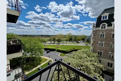 100 Marina Dr #418, Quincy, MA 02171 - Photo 2