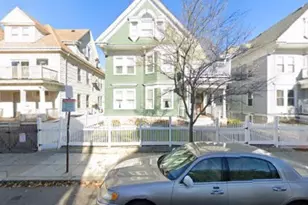 27 Willis St, Boston, MA 02125 - Photo 4