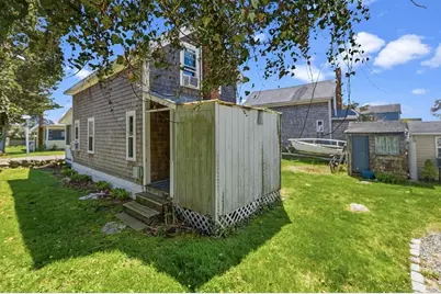 17 Island St, Mattapoisett, MA 02739 - Photo 6