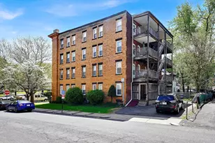 242 Fort Pleasant Ave, Springfield, MA 01108 - Photo 6
