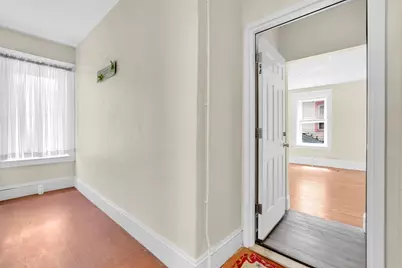 242 Fort Pleasant Ave, Springfield, MA 01108 - Photo 32