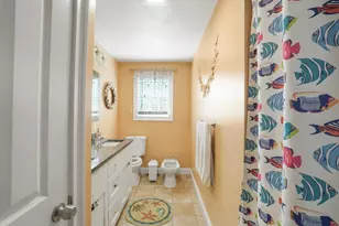 26 S Wheaton Ave, Seekonk, MA 02771 - Photo 8