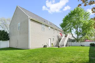 26 S Wheaton Ave, Seekonk, MA 02771 - Photo 18