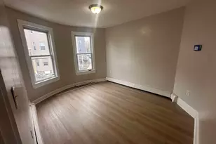 35 Harold St, Boston, MA 02119 - Photo 4