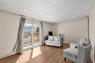 147 Patrick Rd, Tewksbury, MA 01876 - Photo 4