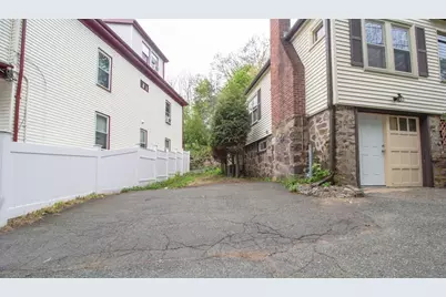 56 Raddin Grove Ave, Lynn, MA 01905 - Photo 30