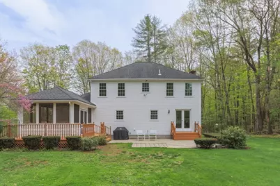118 Lawrence St, Pepperell, MA 01463 - Photo 4