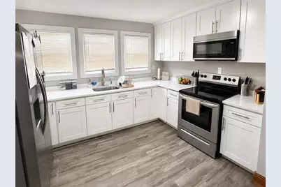 18 Lexington Ave, Boston, MA 02136 - Photo 8