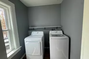 28 Vernon Ct, Fitchburg, MA 01420 - Photo 6