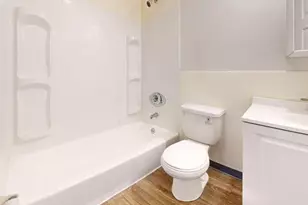 298-300 Meridian St, Boston, MA 02128 - Photo 2