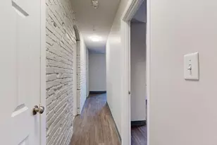 298-300 Meridian St, Boston, MA 02128 - Photo 20