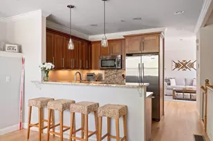 35 Rutherford Ave, Boston, MA 02129 - Photo 8