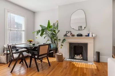 62 West Cedar St #2, Boston, MA 02114 - Photo 2