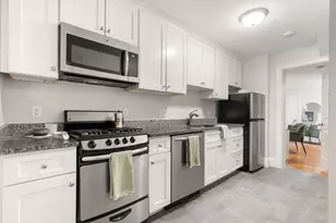 62 W Cedar St, Boston, MA 02114 - Photo 1