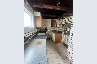 67 Delano St, New Bedford, MA 02744 - Photo 8