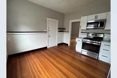 504-506 Cross Street #506, Malden, MA 02148 - Photo 2