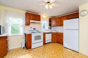 147 Glenellen Rd, Boston, MA 02132 - Photo 16