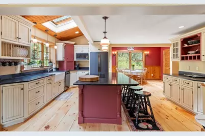 2 Knox Ave, Groveland, MA 01834 - Photo 12