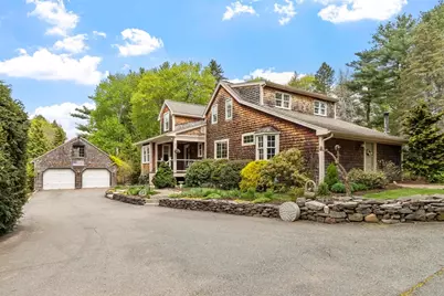 2 Knox Ave, Groveland, MA 01834 - Photo 2