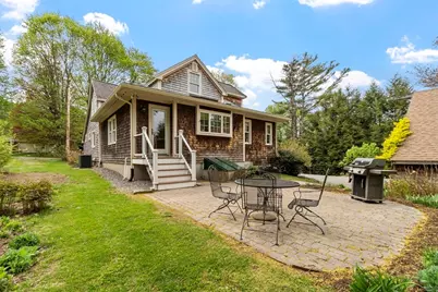 2 Knox Ave, Groveland, MA 01834 - Photo 4