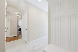10 Homes Ave, Franklin, MA 02038 - Photo 16