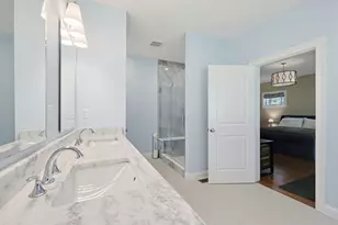 10 Homes Ave, Franklin, MA 02038 - Photo 22
