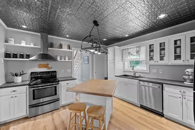 25 Ludlow St, Worcester, MA 01603 - Photo 12