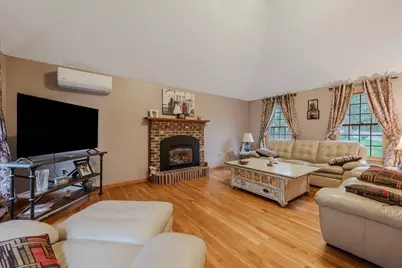 41 Indian Hill Rd, Dracut, MA 01826 - Photo 10