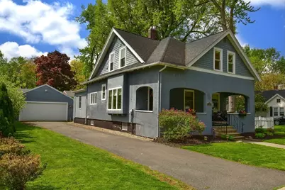 105 Edgewood Ave, Longmeadow, MA 01106 - Photo 2
