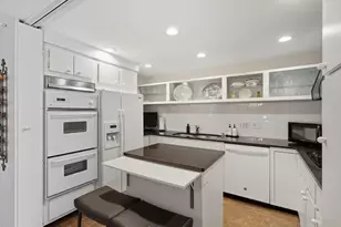 4 Coffin Ct, Newburyport, MA 01950 - Photo 10